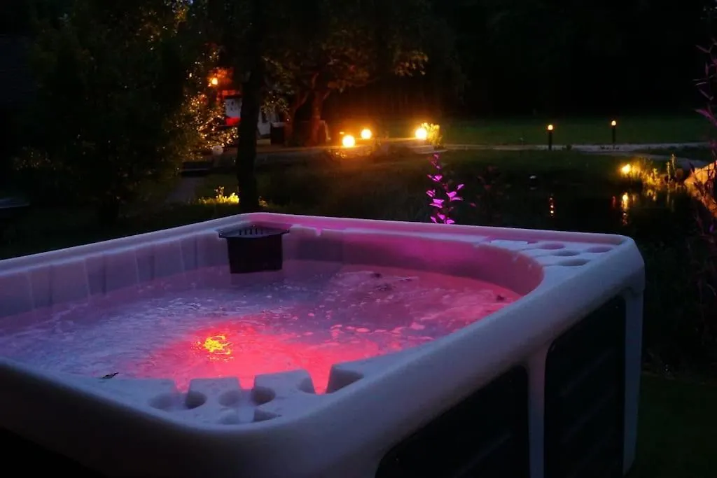 Chalet Avec Spa Et Etang A Proximite Du Lac Anthy-sur-Leman France